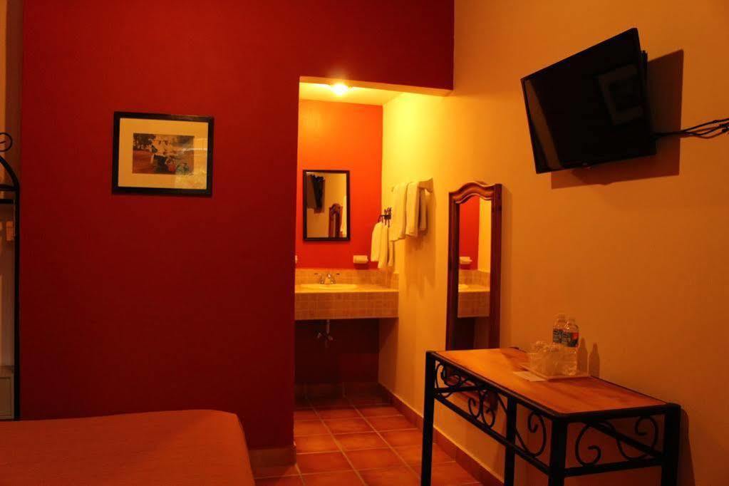Hotel Casa Margarita Сан-Кристобаль-де-Ла-Касас Экстерьер фото